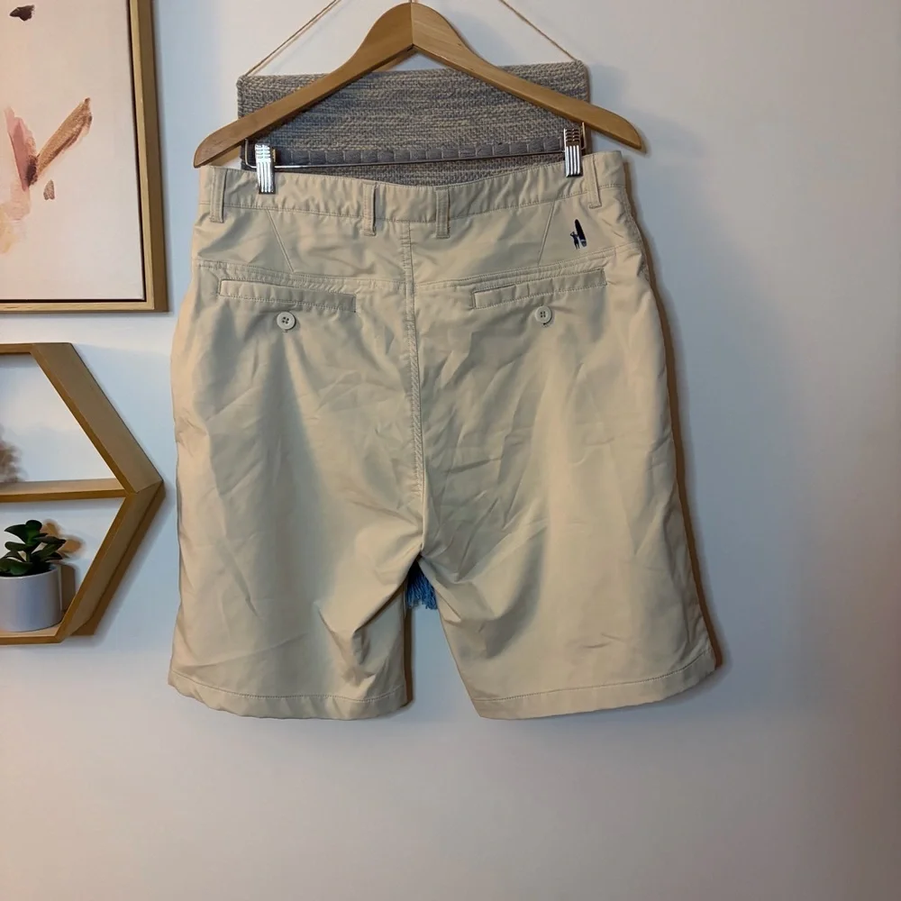 Johnnie-O Khaki Shorts men’s size 35